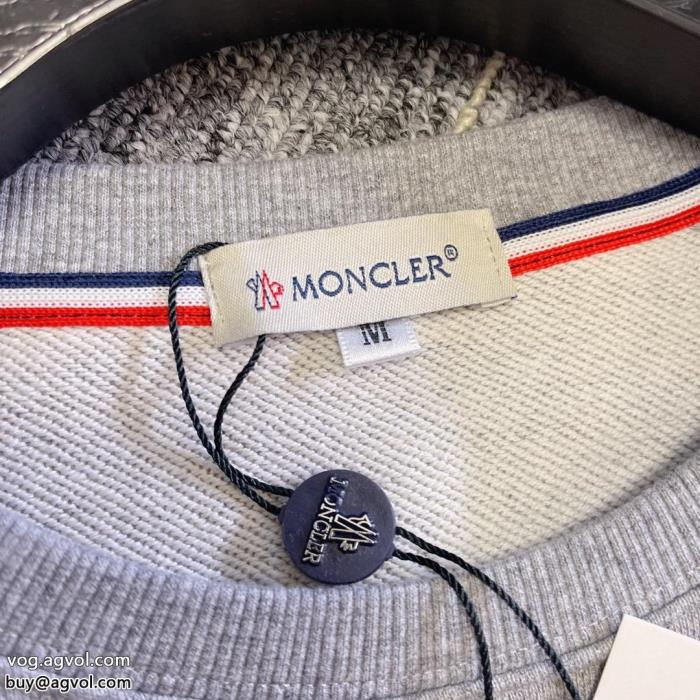 大注目を浴びる秋冬新作素敵な冬の定番アイテム偽 ブランド MONCLERパーカー_0_0