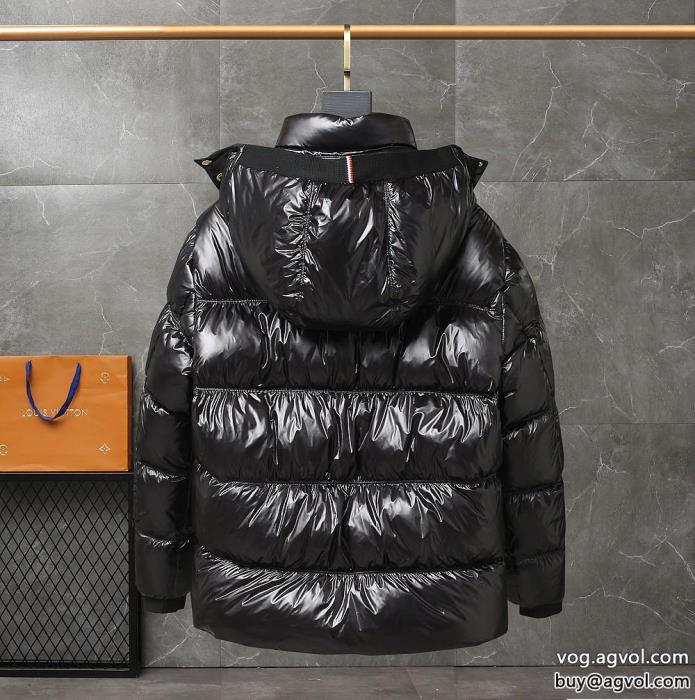 ダウンジャケット色気のあるスタイルに仕上げ幅広く使えるコピー ブランド 優良MONCLER_0_1