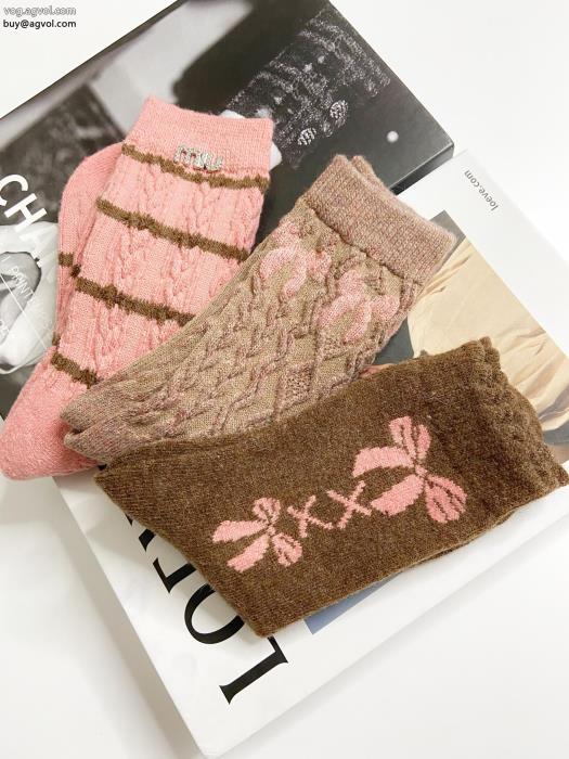 ブランド コピー 優良MIUMIUウールの中ストッキングです再入荷が嬉しい新作売切れ続出very GOOD_0_0
