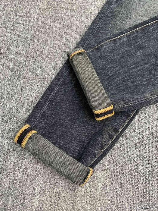 様々なシーンに対応できるアイテム人気沸騰中新しい潮流ブランド コピー 販売ジーパンアルマーニ_0_0