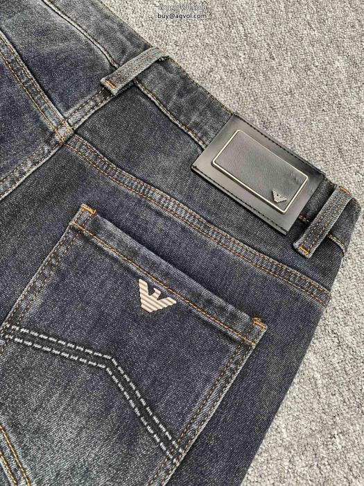 様々なシーンに対応できるアイテム人気沸騰中新しい潮流ブランド コピー 販売ジーパンアルマーニ_0_1