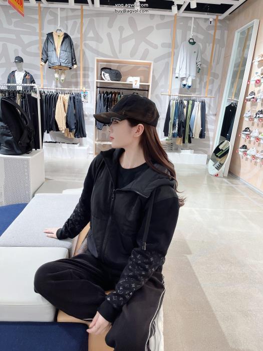 ブランド コピー 専門重宝する清潔感の高い新品LOUIS VUITTONジャケット_0_0