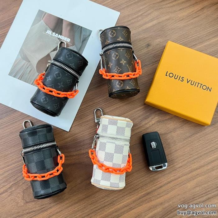 ブランド 通販 激安LOUIS VUITTONバッグ大人の色味抜け感のあるスタイルが完成_0_1