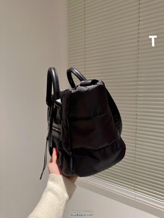 きれいめコーデに変身2023限定新作バッグスーパー コピー ブランド 専門PRADA_0_2