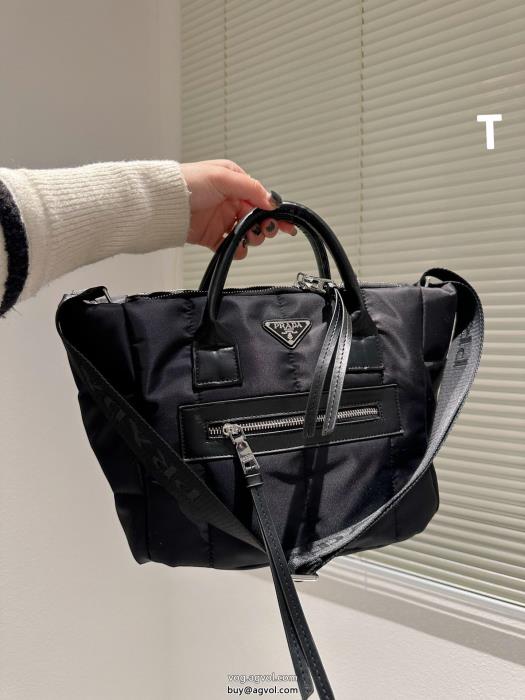 きれいめコーデに変身2023限定新作バッグスーパー コピー ブランド 専門PRADA_0_4