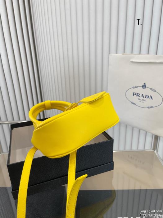 PRADAバッグブランド 品 激安 通販秋冬新作2023流行りSS23完売必至_0_2