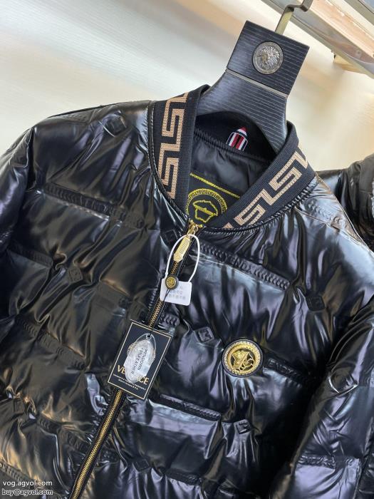 スーパー コピー 品PRADA秋冬大活躍人気アイテム着まわし抜群カラーダウンジャケット_0_4