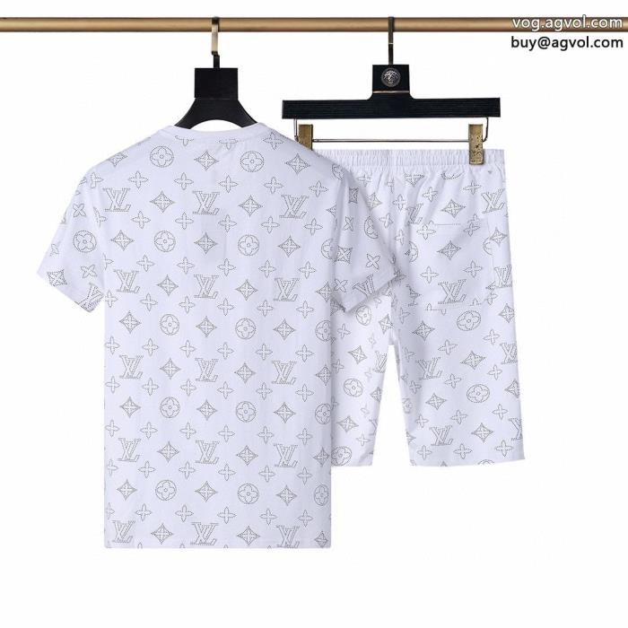 TシャツVIP価格　海外発冬の最旬スタイルを楽しいLOUIS VUITTONブランド レプリカ_0_7