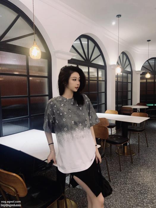 冬らしい爽やかさセレブ愛用ルイ ヴィトンTシャツブランド 品 激安 通販_0_0