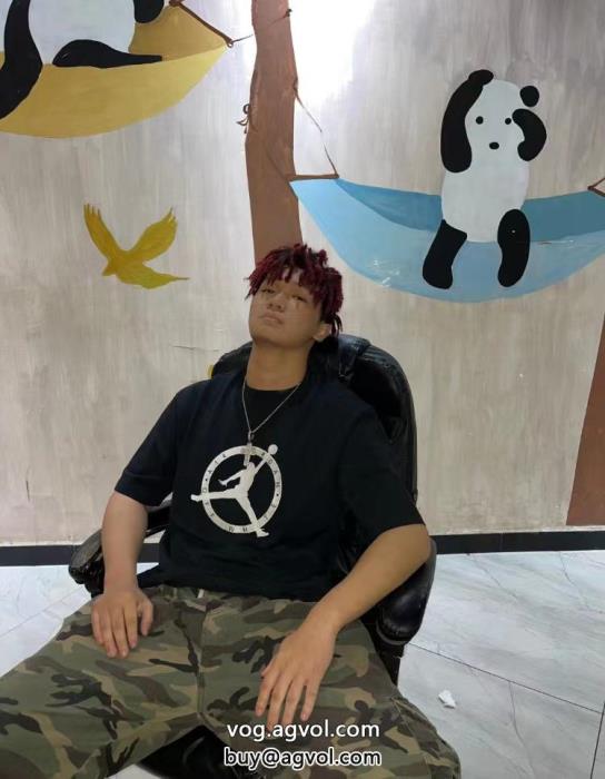 Off-Whiteブランド コピー 優良トレンドの最先端にNEW!国内完売Tシャツ_0_0