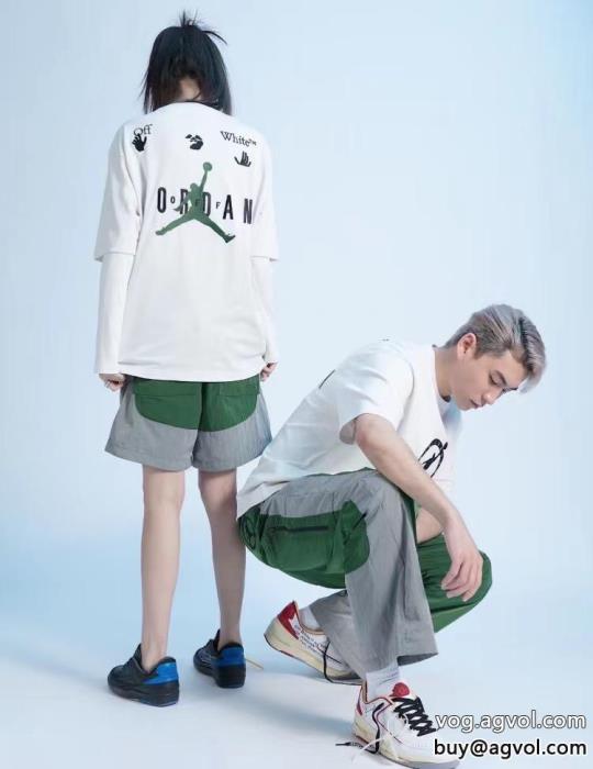 Off-Whiteブランド コピー 優良トレンドの最先端にNEW!国内完売Tシャツ_1_1