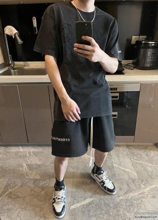 クロムハーツコピー ブランド2023のトレンド華やかな印象Tシャツ_0_1