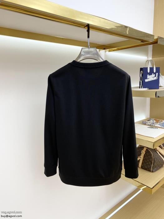 フェンディ激安 ブランドTシャツ見た目以上のかっこいい新作オシャレ_0_3