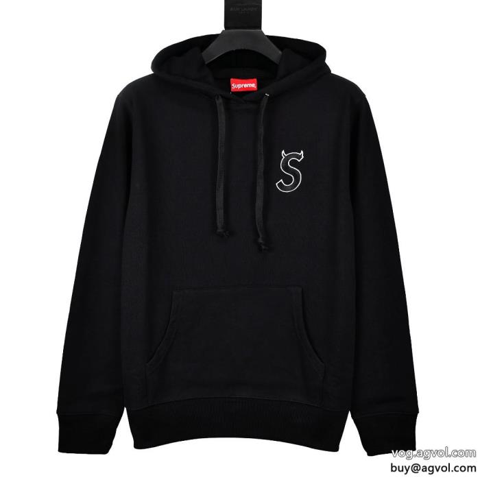 ブランド コピー 販売 パーカーSUPREME定番のスタイル2023限定今年の大トレンド_0_1