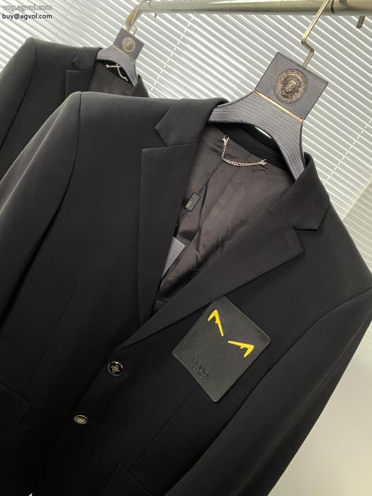 美し過ぎる限定品 人気No.1スーツフェンディコピー ブランド 通販 安心_0_4
