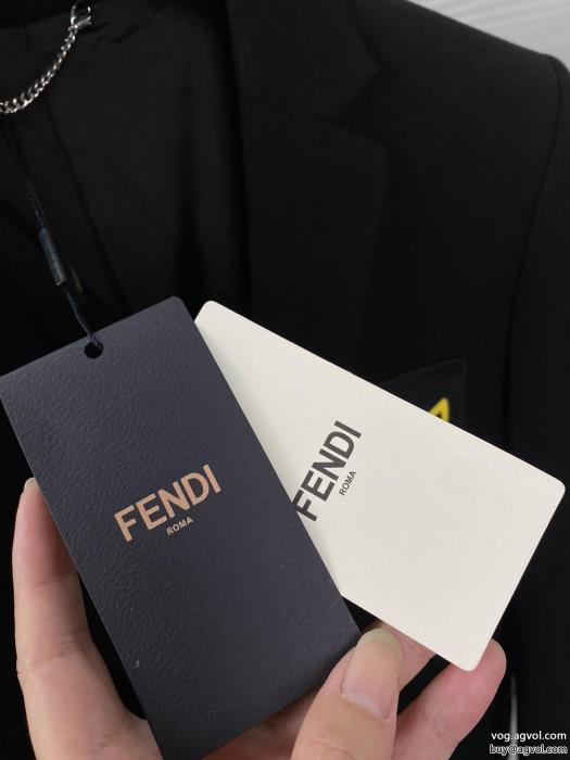 美し過ぎる限定品 人気No.1スーツフェンディコピー ブランド 通販 安心_0_5