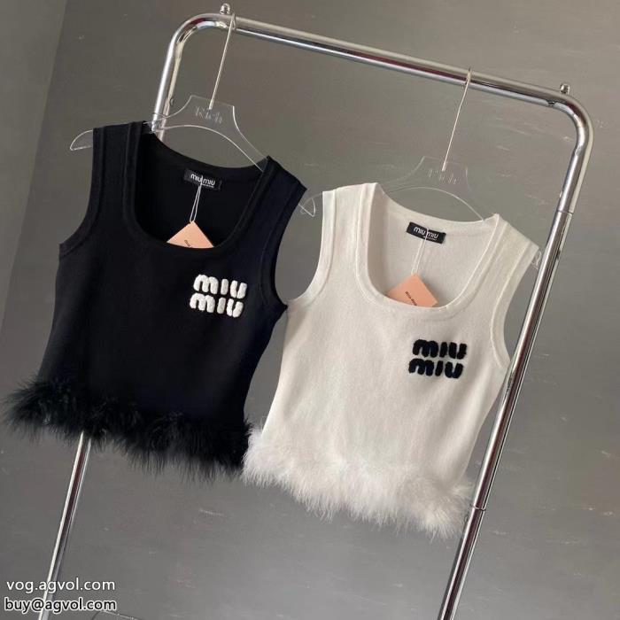 最新の2023アイテム2023大人気MIUMIUコピー 商品 販売Tシャツ_0_1