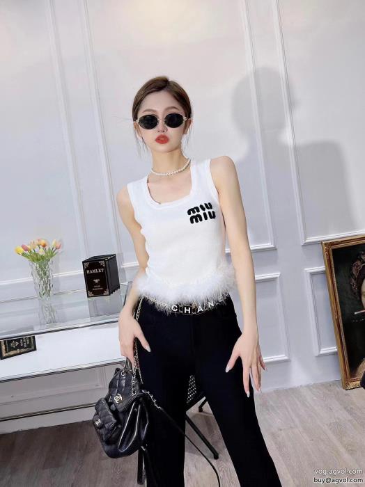 最新の2023アイテム2023大人気MIUMIUコピー 商品 販売Tシャツ_0_3