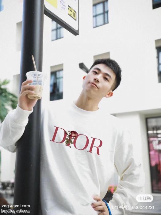 DIORコピー 品 販売おしゃれの幅が広がりこの時季だからお買い得パーカー_0_0