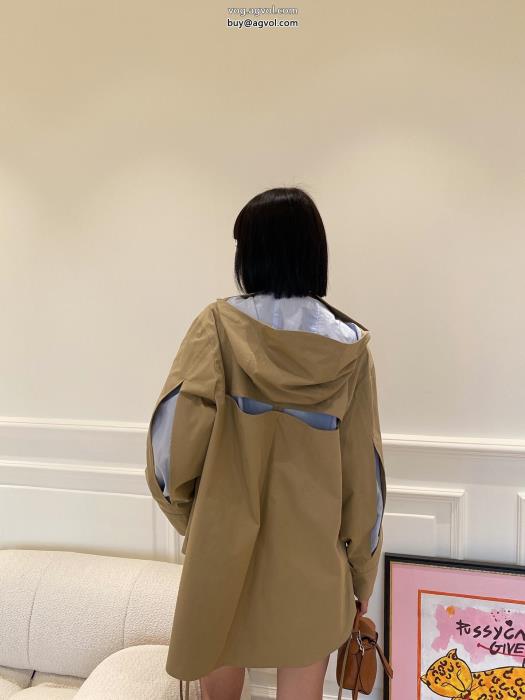 ブランド コピー20232023大人気すごく稀少カラーコートロエベ_0_1