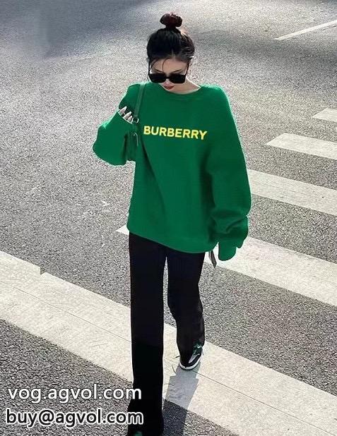 BURBERRYスタイルUPして着こなす愛用ブランド偽 ブランド パーカー_0_1