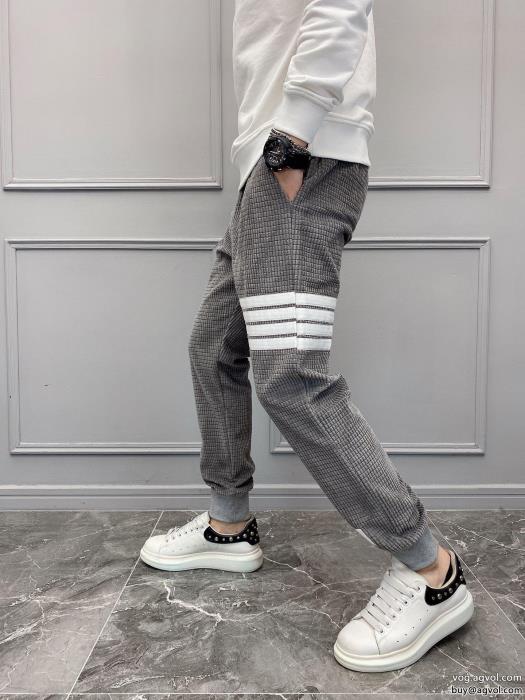 男女共用スラックス完売目前オシャレスタイルは今季もスーパー コピー ブランド一流THOM BROWNE_0_2