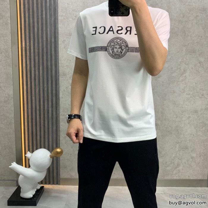 VERSACE偽 ブランド半袖Tシャツ大人の華やかさを演出冬の買い必須！_0_2