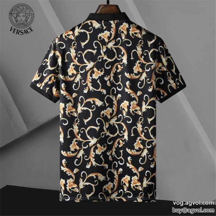 20232023も引き続きトレンドきれいめ派に上質VERSACEブランド コピー 専門半袖Tシャツ_0_0