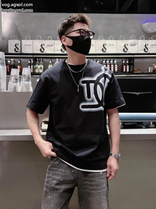 最新2023柔らかい色調半袖TシャツDIORブランド コピー 優良_0_3