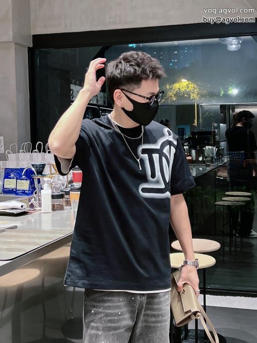 最新2023柔らかい色調半袖TシャツDIORブランド コピー 優良_0_4