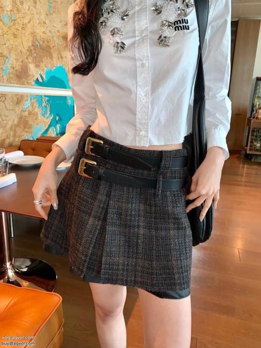 偽物 ブランド 激安可愛い新モデル抜け感のある冬着物長袖Tシャツミュウミュウ_0_6