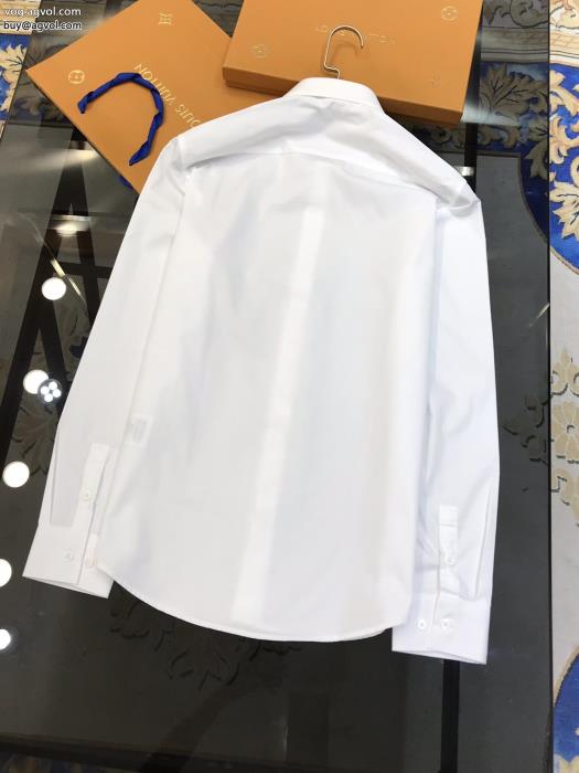 偽物 ブランド 販売最大の魅力機能的なアイテムルイ ヴィトン長袖Tシャツ_0_3