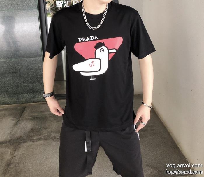 プラダ通年使えるアイテム大人っぽく仕上げ&nbsp;半袖Tシャツブランド コピー s 級_0_2