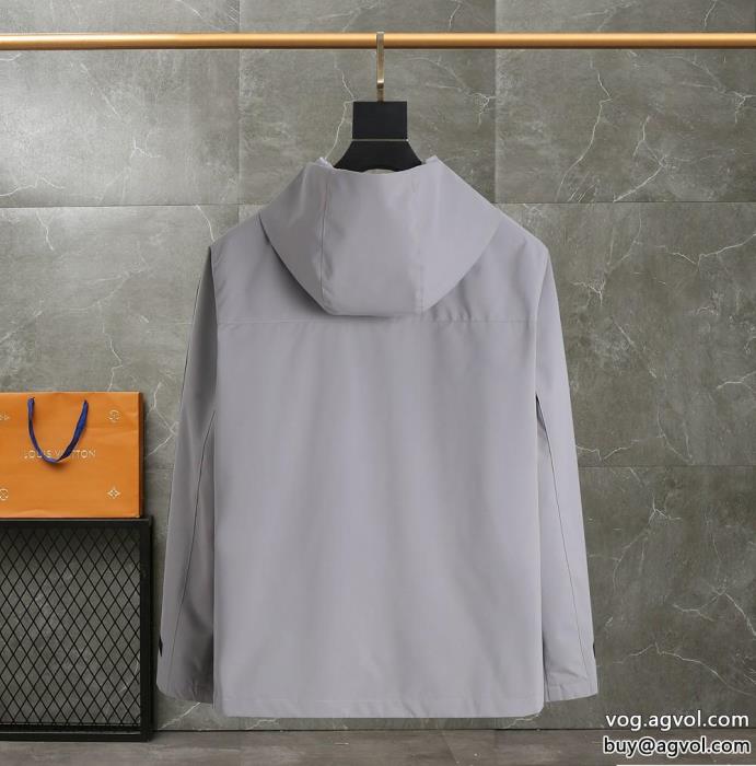 大人気オリジナルVIPセールで破格ブランド コピー 販売 PRADAコート_0_5