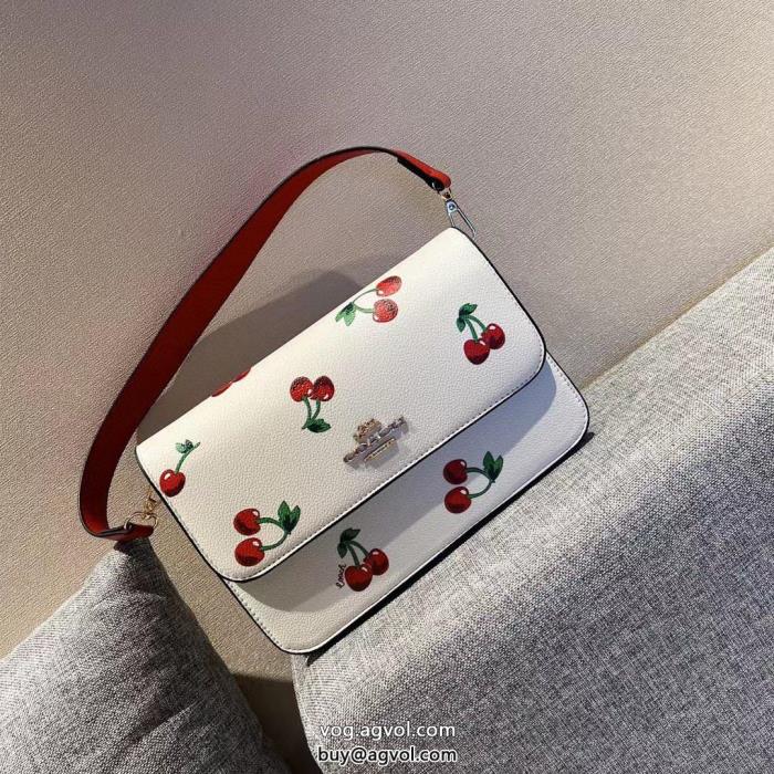 ブランド 偽物 激安 通販COACHバッグおしゃれを楽しむ！低価格_0_3