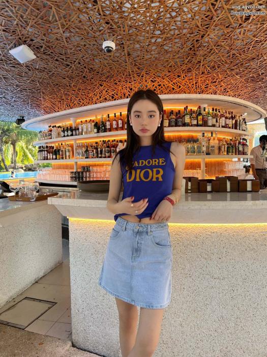 半袖Tシャツ可愛い完売確実  大人気高級感あるスタイルDIORブランド コピー 優良_0_1