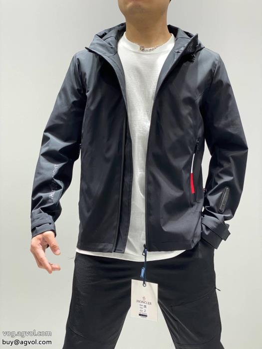 MONCLERブランド コピー 品今年のトレンドカラー清涼感とカジュアルスタイルジャケット_0_3