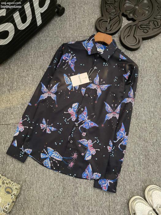 きれいめコーデに変身232023最新モデルコピー 通販長袖Tシャツヴァレンティノ_0_0