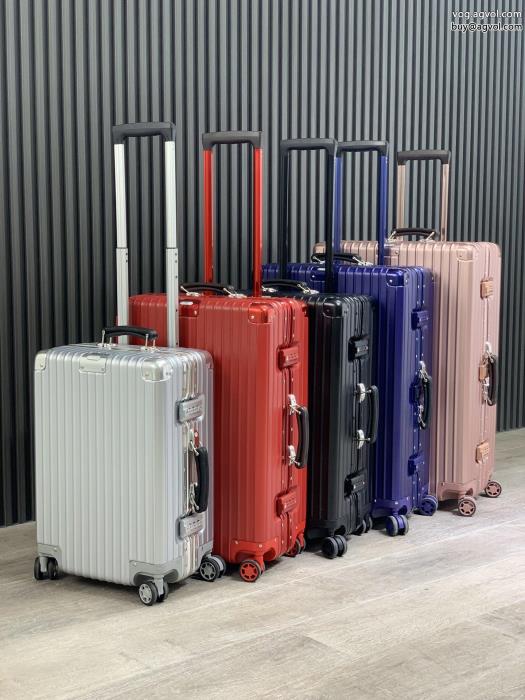 スーパー コピー 品控えめにしてヘルシーな印象2023の新作Rimowa雑貨小物_0_3