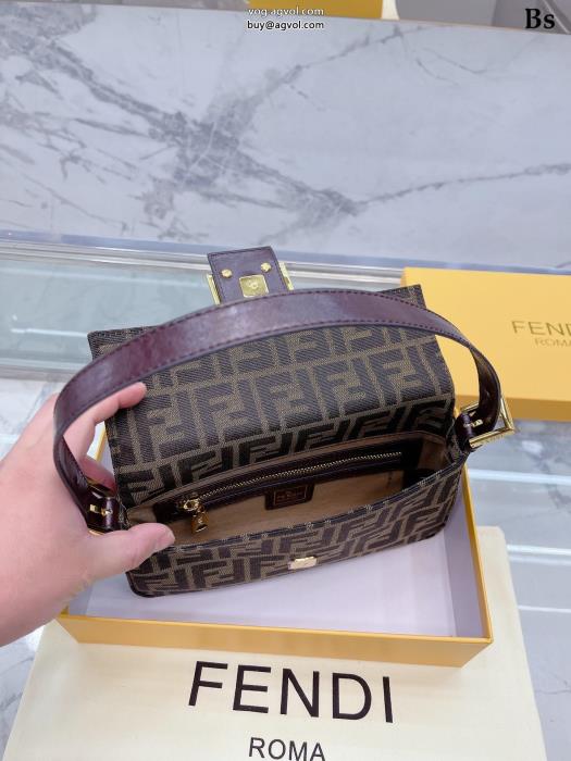 バッグブランド 偽物 激安 通販爆発的人気　再入荷風通しの良いフレアフェンディ_0_1