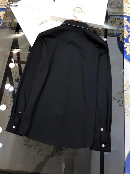 FENDI長袖Tシャツ偽物 ブランド好感度が高いアイテム一流の憧れブランド_0_3