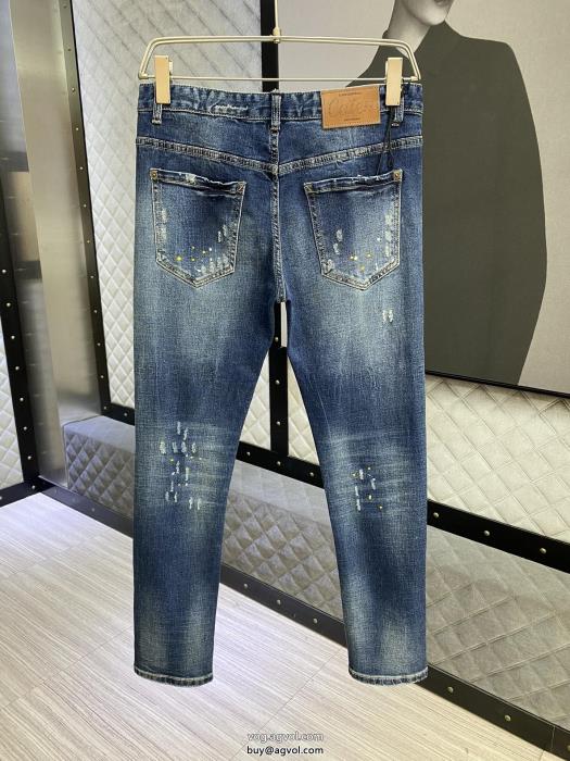偽物 ブランド 販売ジーンズDSQUARED2完売必須これからの季節にピッタリ_0_1