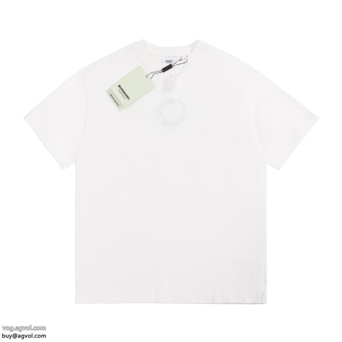 柔らかい雰囲気にまとめてエレガント系スタイル半袖Tシャツコピー ブランドBURBERRY_0_1
