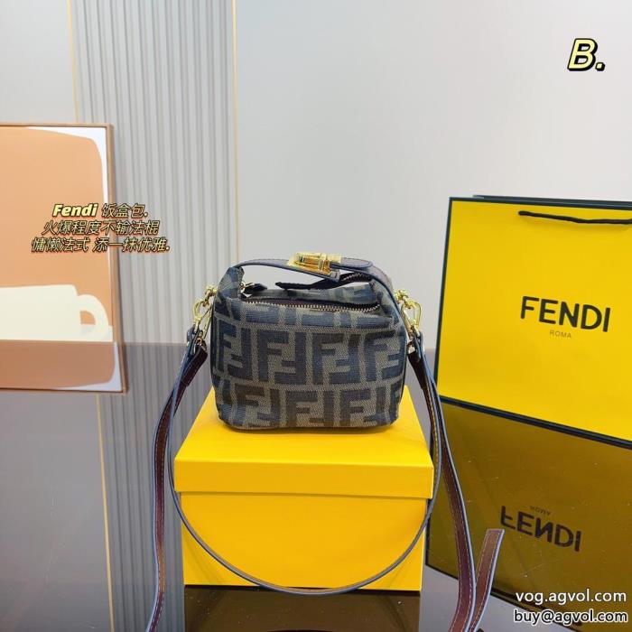 個性派さん甘過ぎず大人な印象にバッグブランド 品 スーパー コピーFENDI_0_3