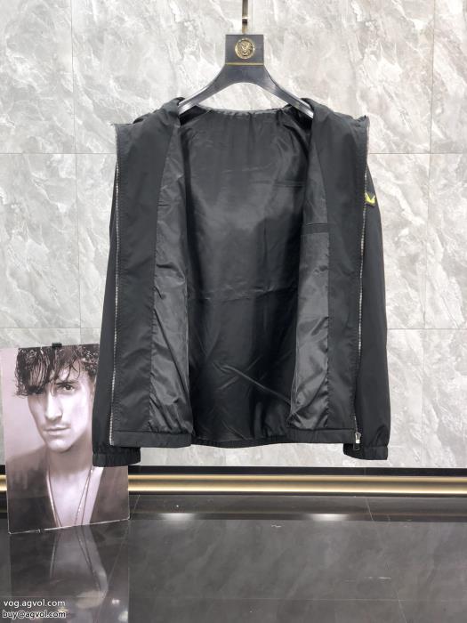 ジャケットお買い得ブームは再熱中コピー ブランド 通販 安心FENDI_0_5