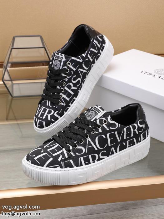 偽 ブランドスニーカー日本即完売予想素敵なデザインVERSACE_0_2