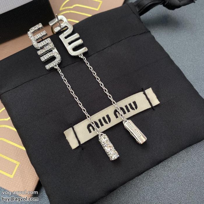 アクセサリーMIUMIUブランド コピー 着払い2023限定新作目を惹く_0_0
