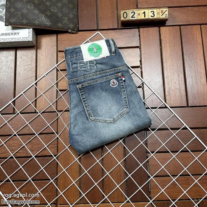 偽 ブランド 安定感があり控えめにしてヘルシーな印象MONCLERジーンズ_0_0