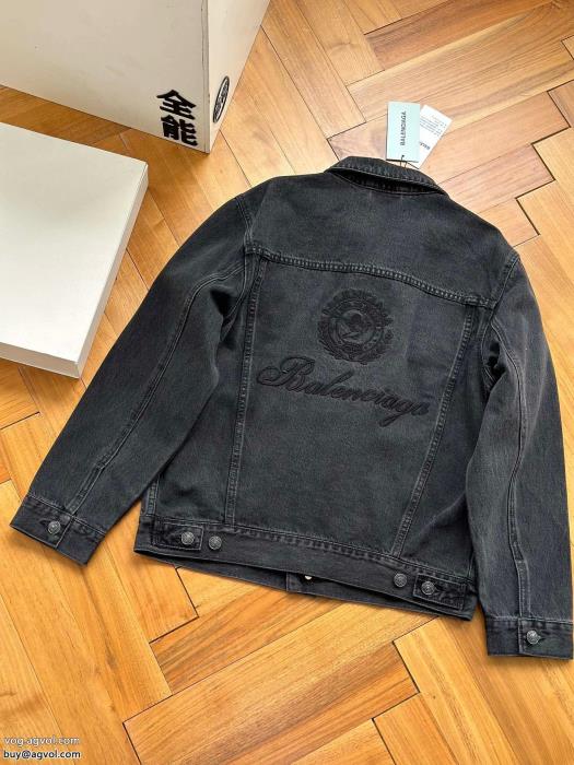 ブランド 通販 激安バレンシアガ高い品質を誇る今年の冬は着こなしデニムの服_0_3
