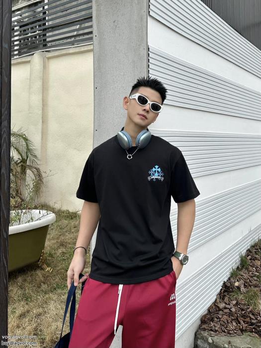 偽 ブランド CHROME HEARTS大人買い必須なこの2023超カッコイイ半袖Tシャツ_0_3